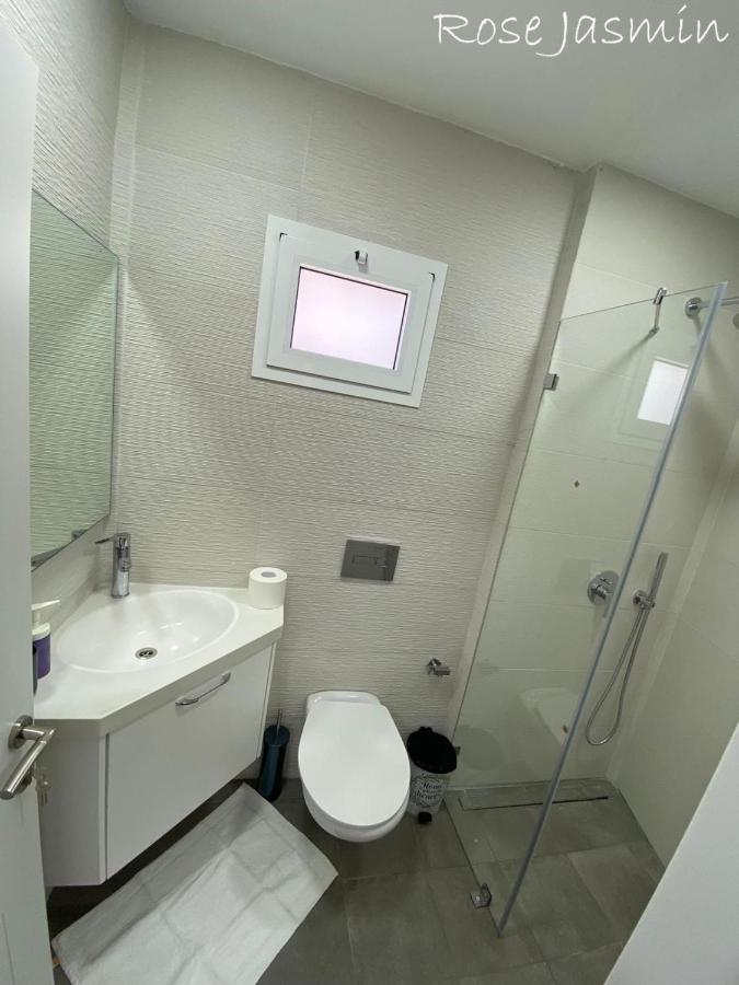 Jasmin Suites Majdal Shams Exterior photo