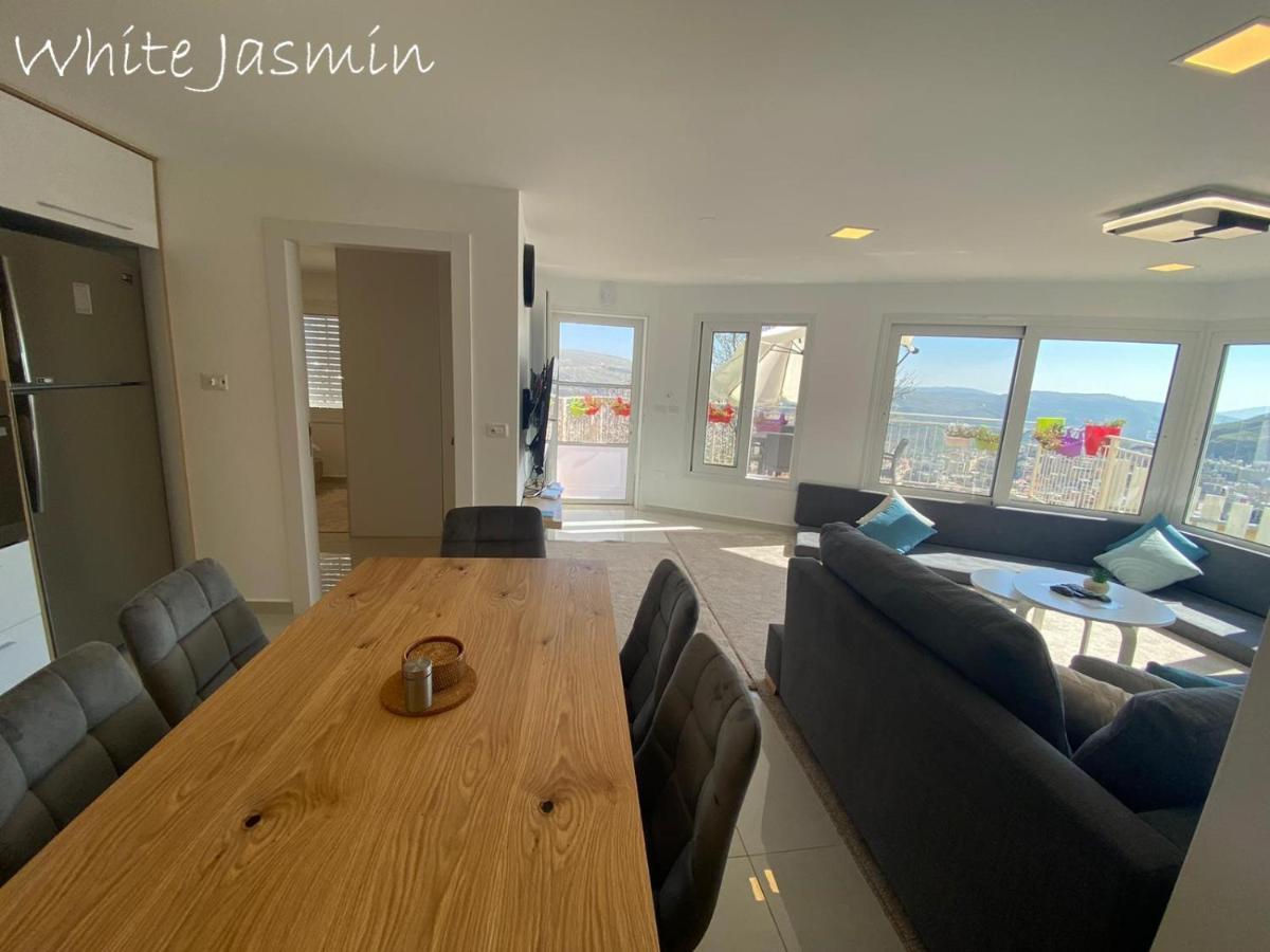 Jasmin Suites Majdal Shams Exterior photo