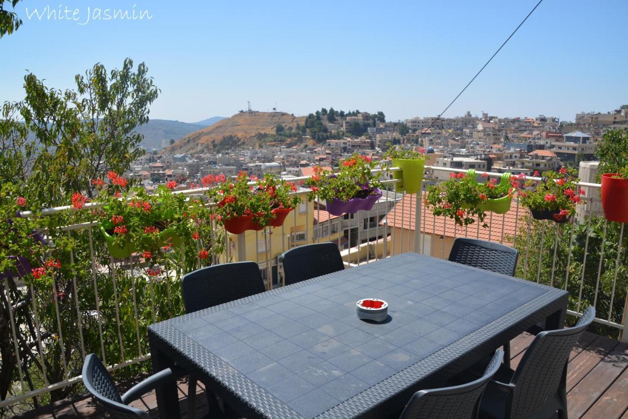 Jasmin Suites Majdal Shams Exterior photo